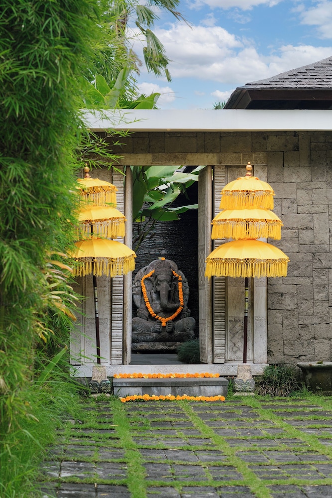 Villa Tigapuluh
