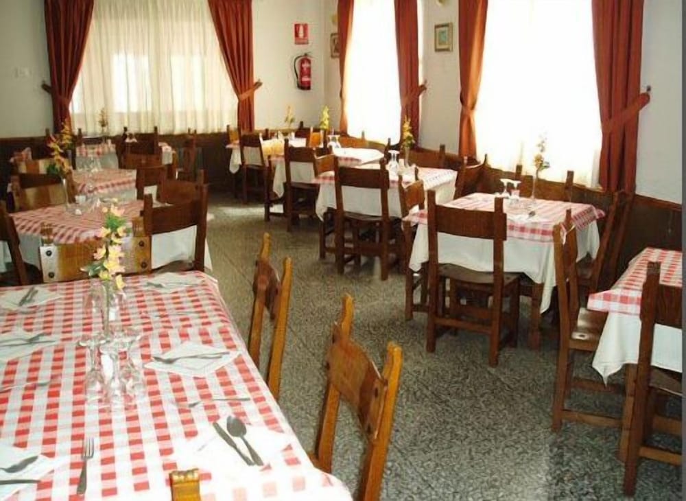 Apartamentos Jucar view 3