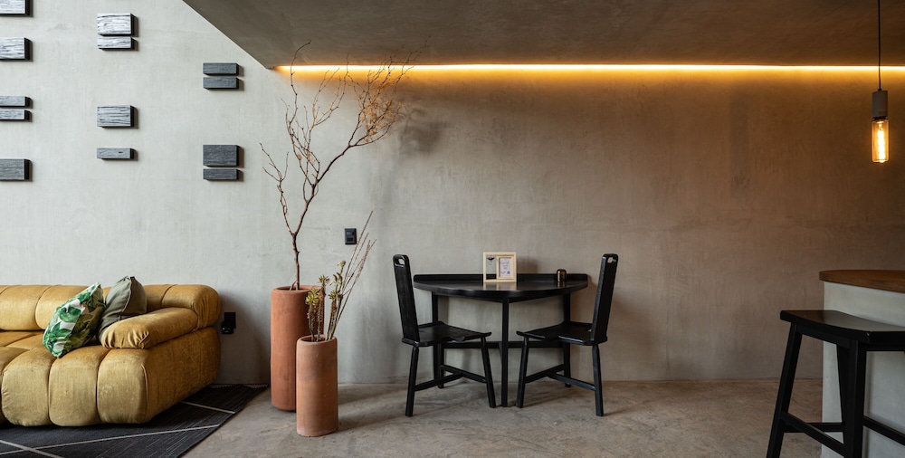 CASA DOM by HOLT