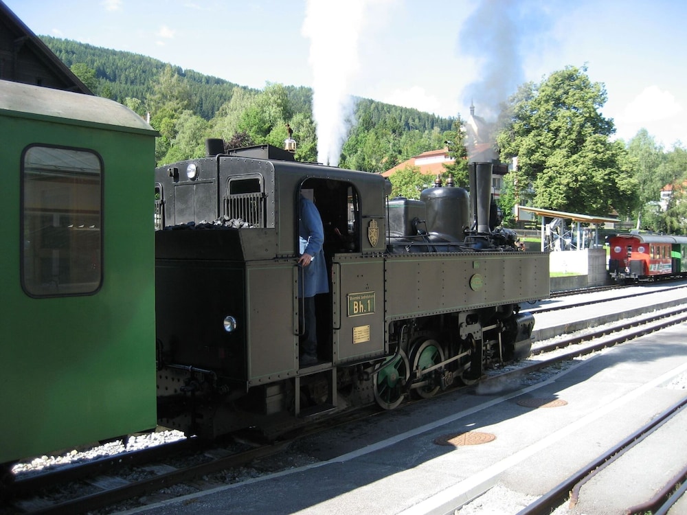 Photo 25