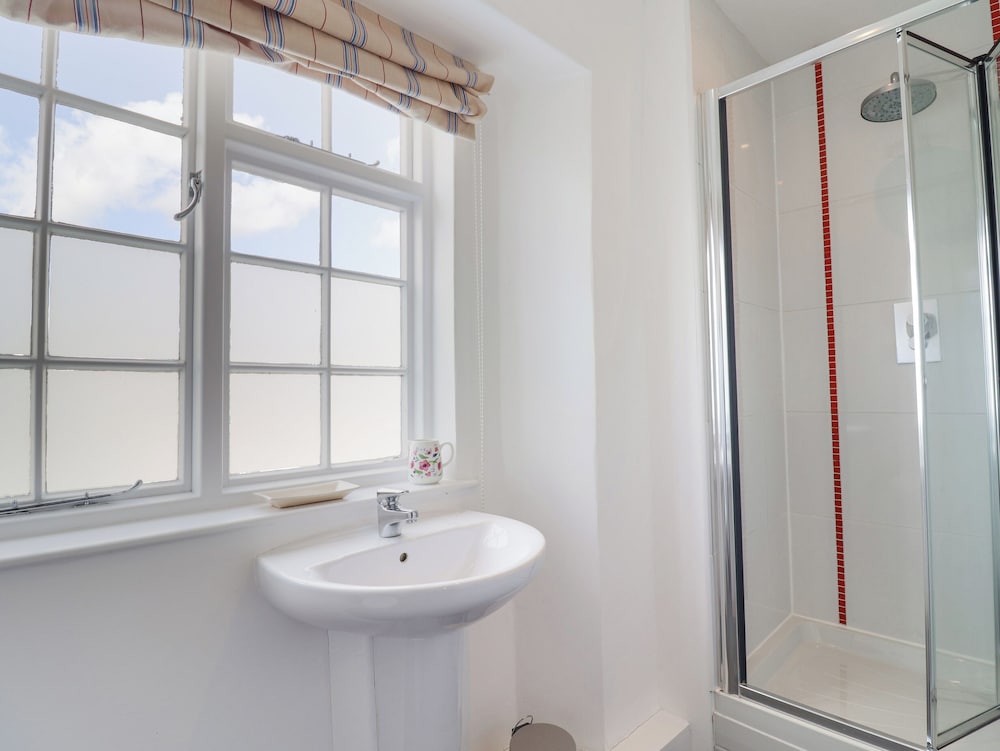 Charmouth Lodge