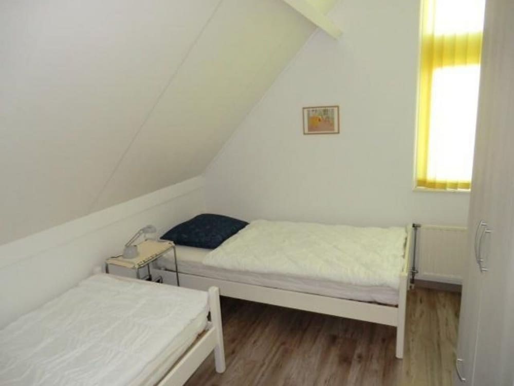 Bungalow in Breskens Near the Beach view 4