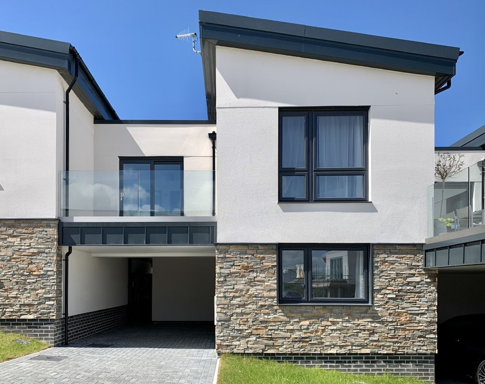 Tolcarne in Perranporth