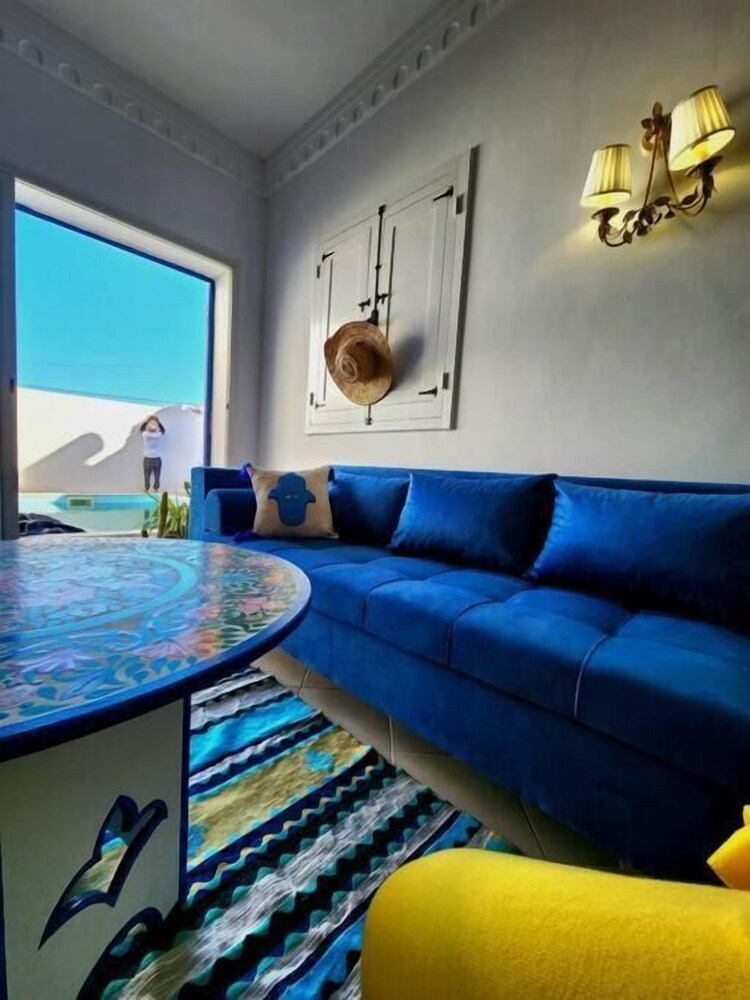 Charming Villa in Midoun, Tunisia With Private Entrance and Stunning Garden View