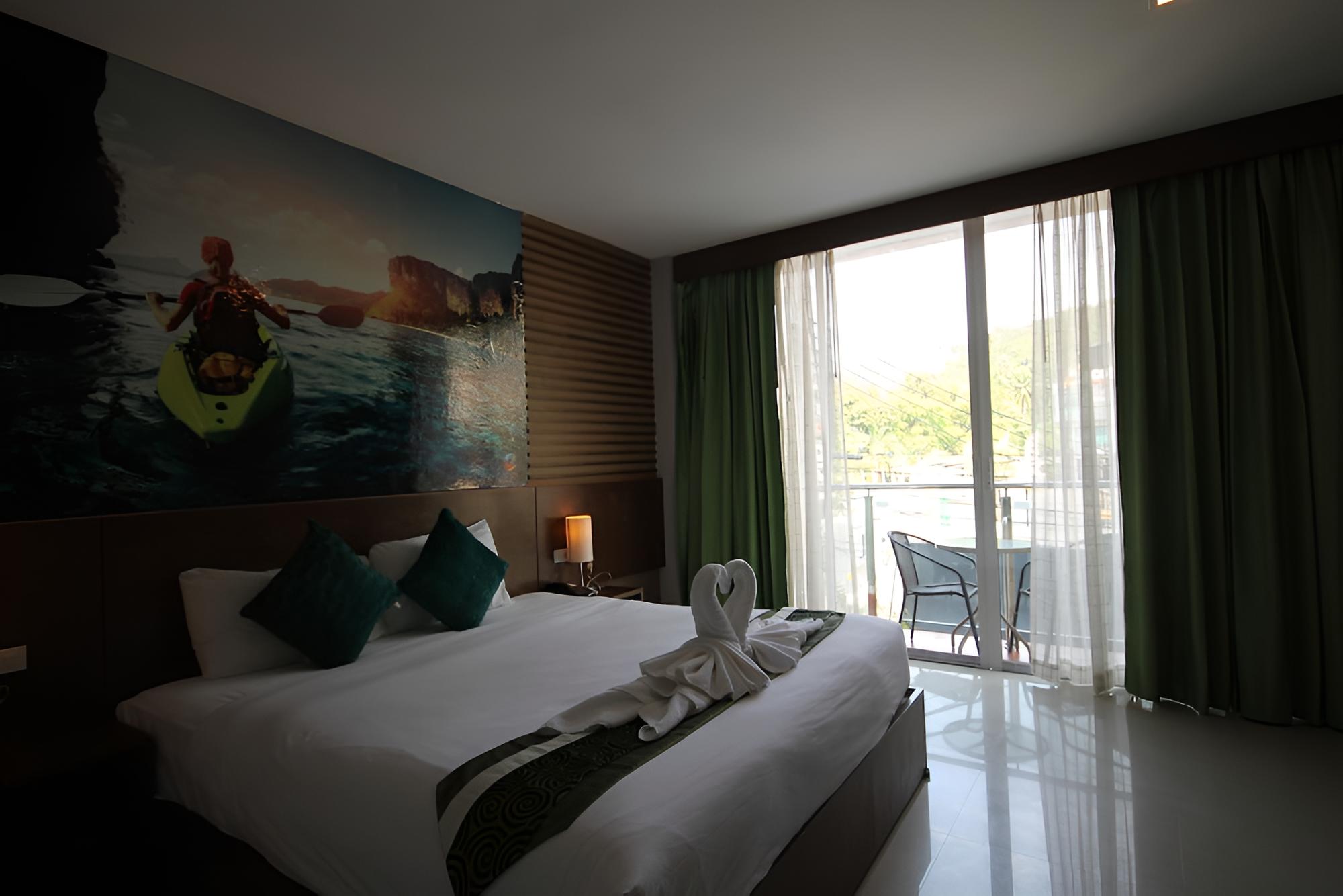 Silver Sand Suites