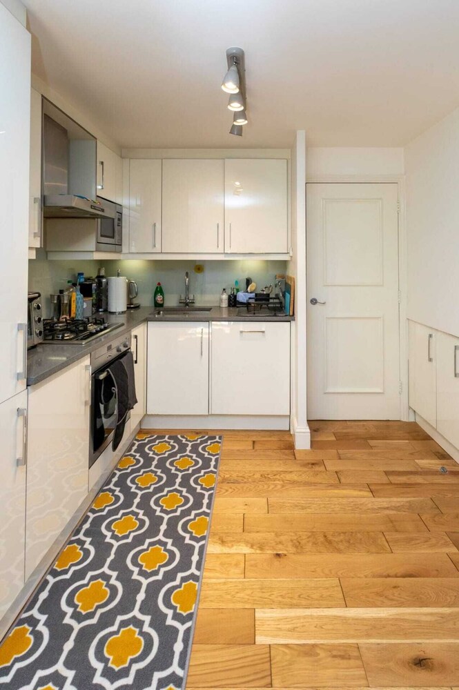 Modern & Spacious 2BD Flat - Westbourne Park