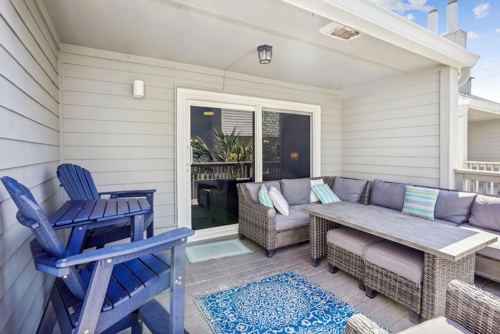 Pelican Pointe 2A