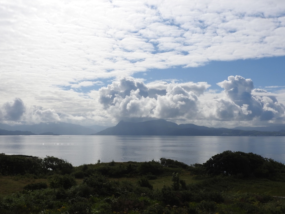 KnoydART Guest House