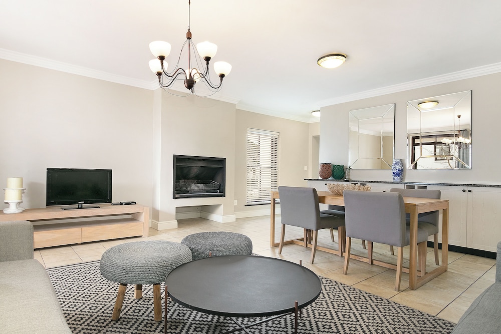 Winelands Golf Lodges at De Zalze