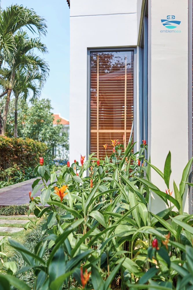 Private Swimming Pool 3-Bedroom Villas