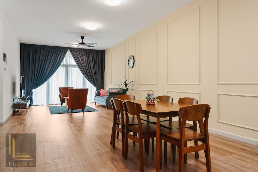 Legasi Kampung Bharu Guesthouse