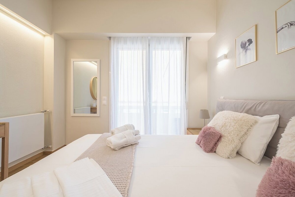 Megaron Suite by Cloudkeys