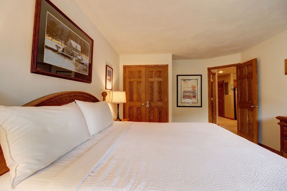 SkyRun Copper Mountain Resort Vacation Lodging
