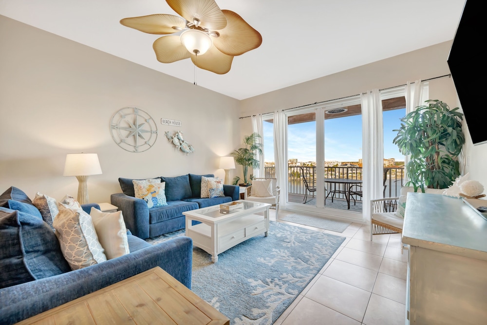 Harborview Grande Condominium
