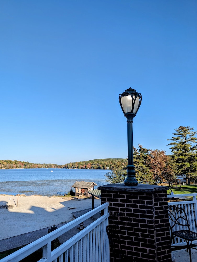 The Lodge Luxury Resort At Lake Harmony - Property Image 7