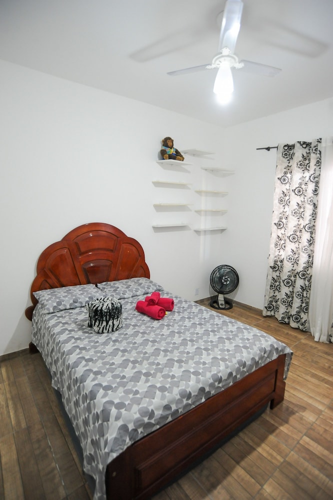 Casa Beira-mar com Piscina em Saquarema RJ