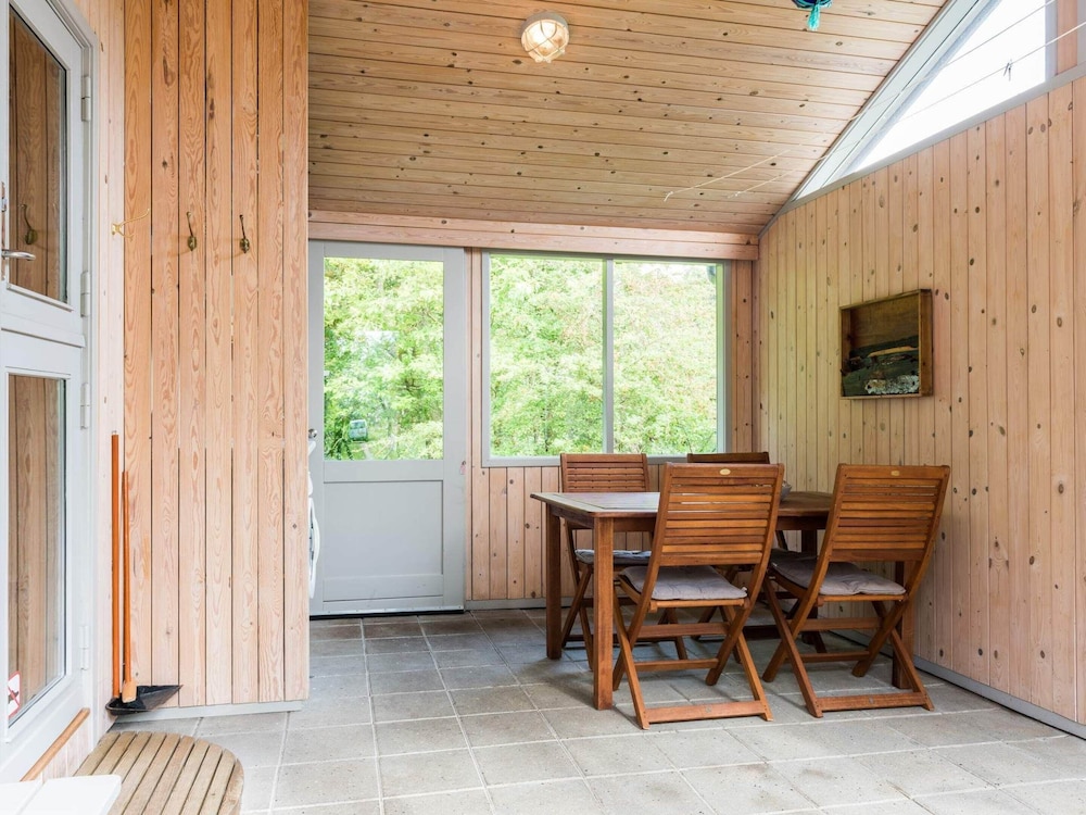 6 Person Holiday Home in Blavand