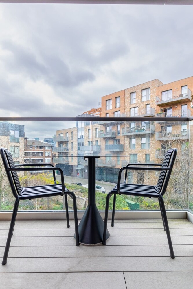 Elegant & Serene 2BD Flat W/roof Terrace Hoxton!