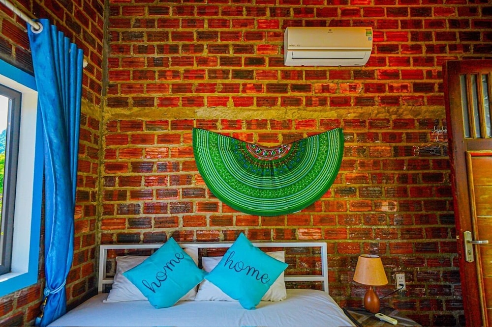 Funny Monkeys Homestay view 5