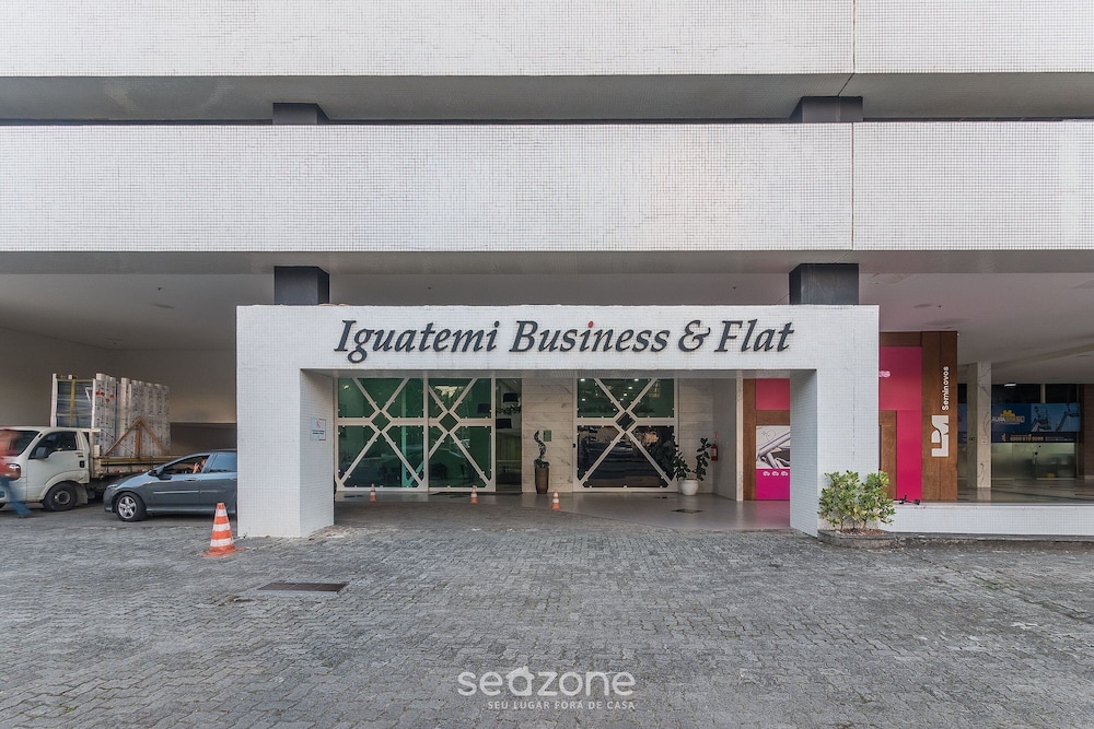 Your Complete Stay in a Building With Pool and Gym, 290m From Shopping da Bahia - Ibfs