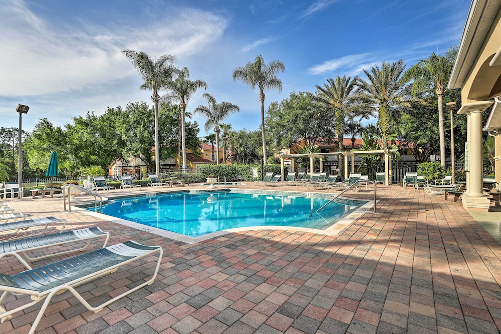 3 Mi to Disney World: Poolside Oasis w/ Game Room