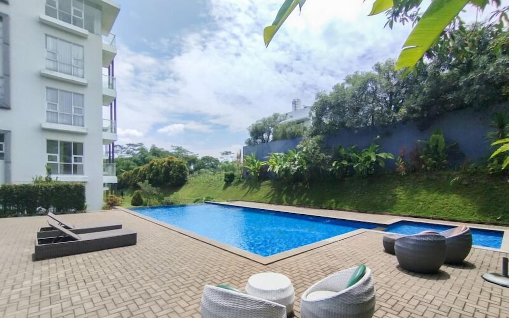 Cocoa Nest 3Br At Pine Tree Resort Condominium Apartment