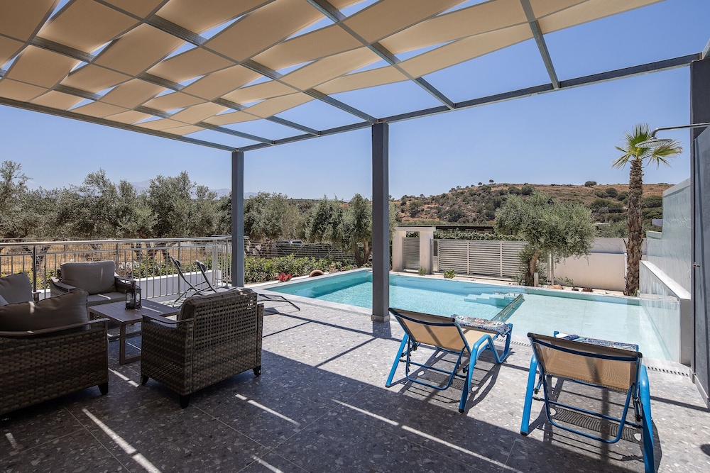Villa Me and You - With 2 Private Pools