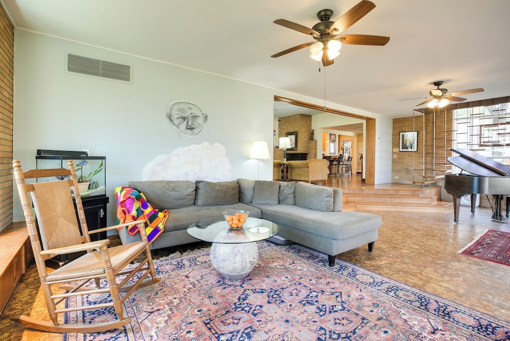 Spacious & Updated Farmhouse in Yellow Springs