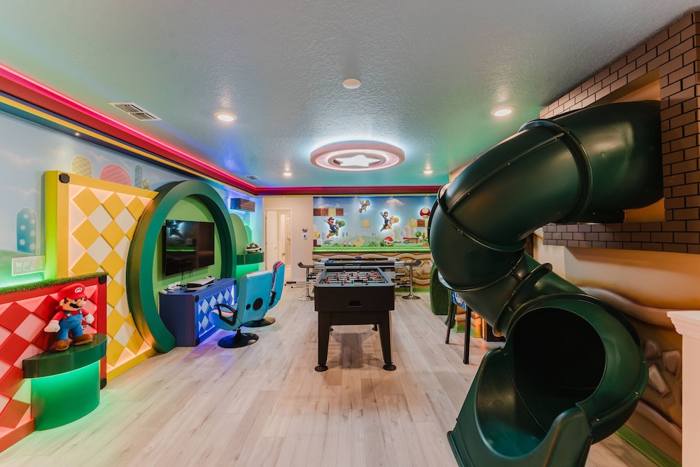 Amazing 7 bd Summerkitchen Gameroom