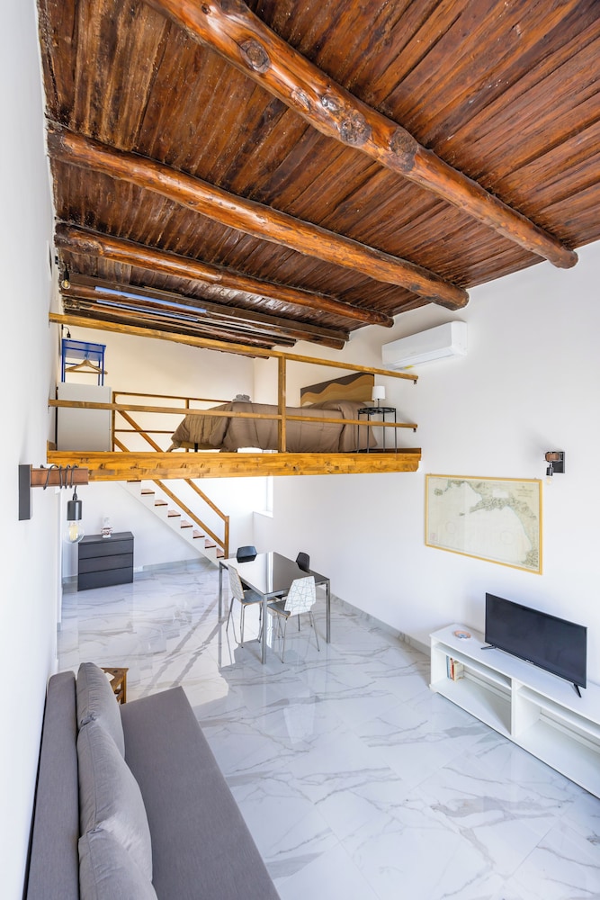 Carrozzieri Nest at Historical Center