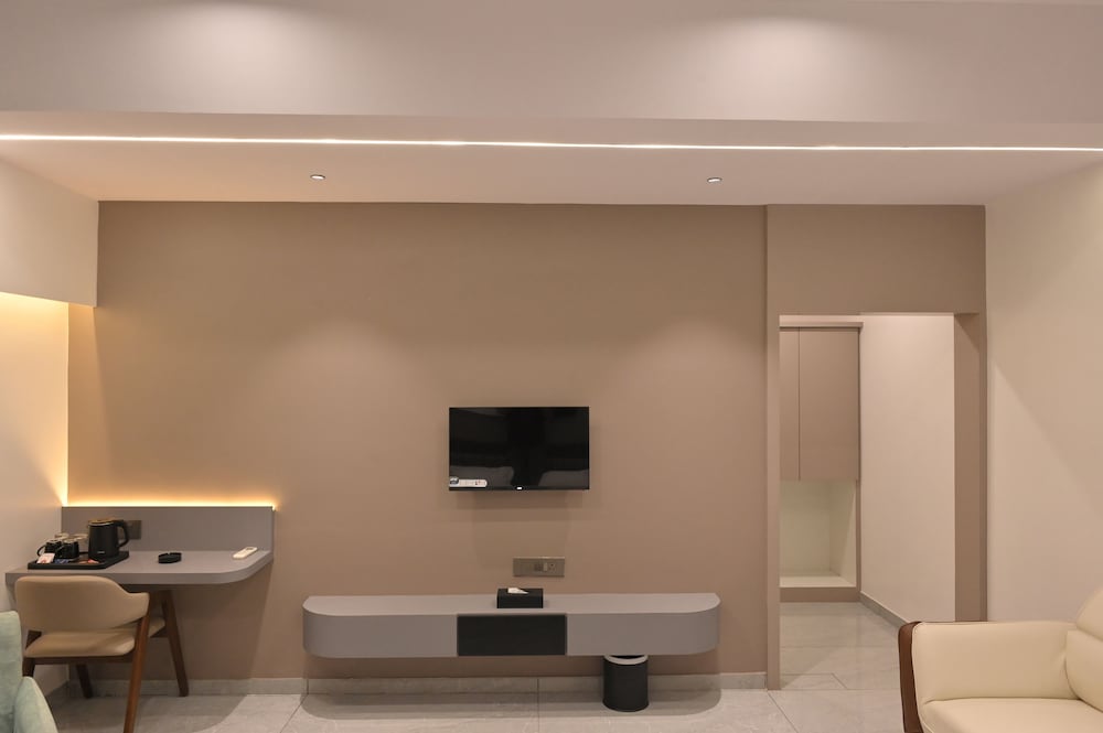 Plumeria Hotel