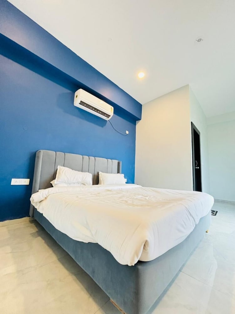 Hotel Sanwariya Family & Restaurant