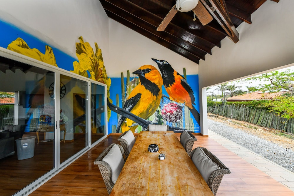 Picaron Villas in Santa Cruz