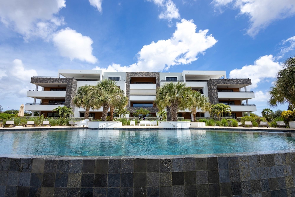 NEW Luxury Ocean View Stay at The Shore Blue Bay