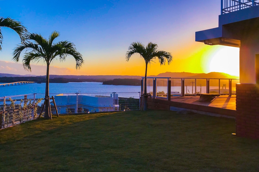 Villa Ocean Bridge Kourijima view 2