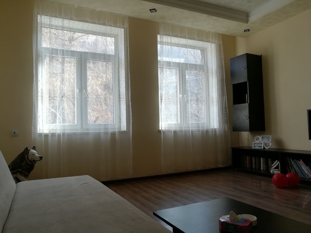 Lori travel Guest House