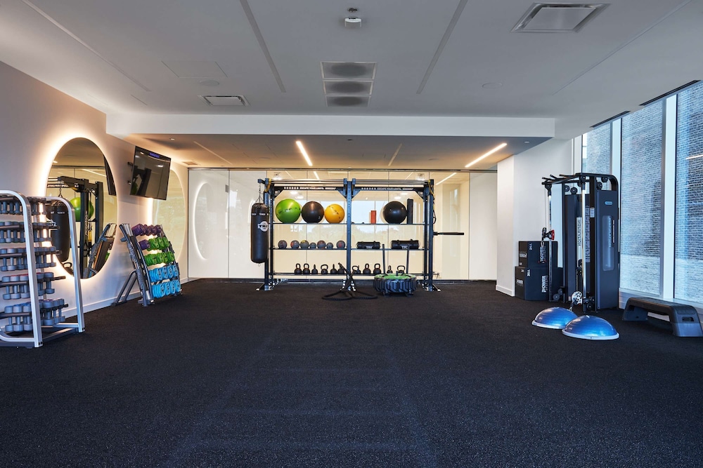 Panoramic Lake Views Premier Amenities for Groups