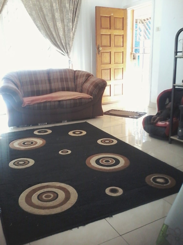 JimmyLuh Guesthouse