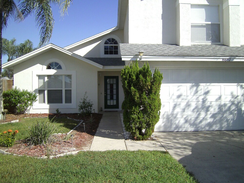 4 Bedroom Value Plus Home With Private Pool