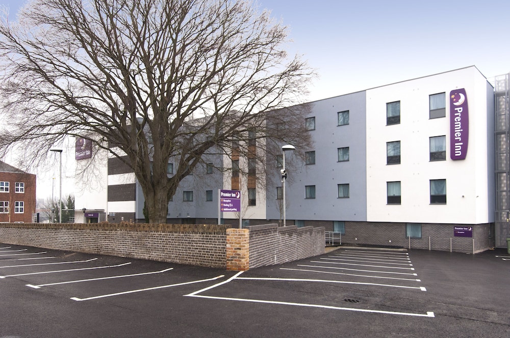 Premier Inn Maidstone Town Centre 5