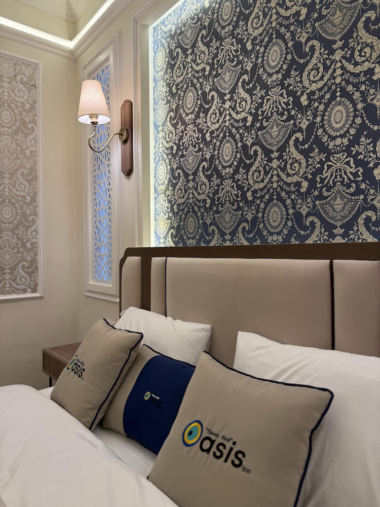 Oasis Inn Budapest