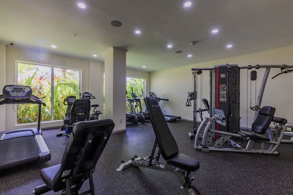 Eagle Beach Resort Ground Level 3br3ba Pool Levent