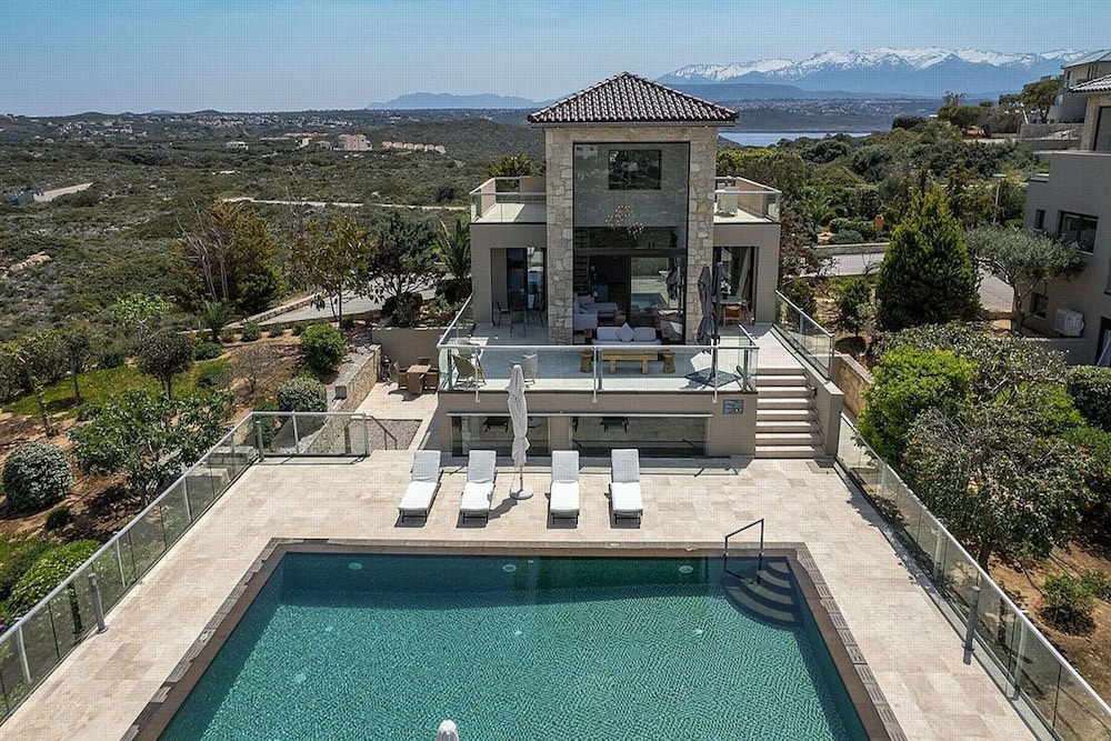 Tersanas Villas