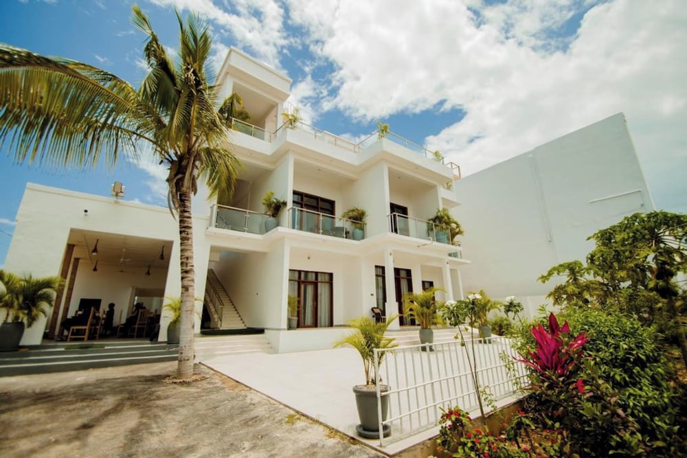 Sea Breeze Villas Nungwi