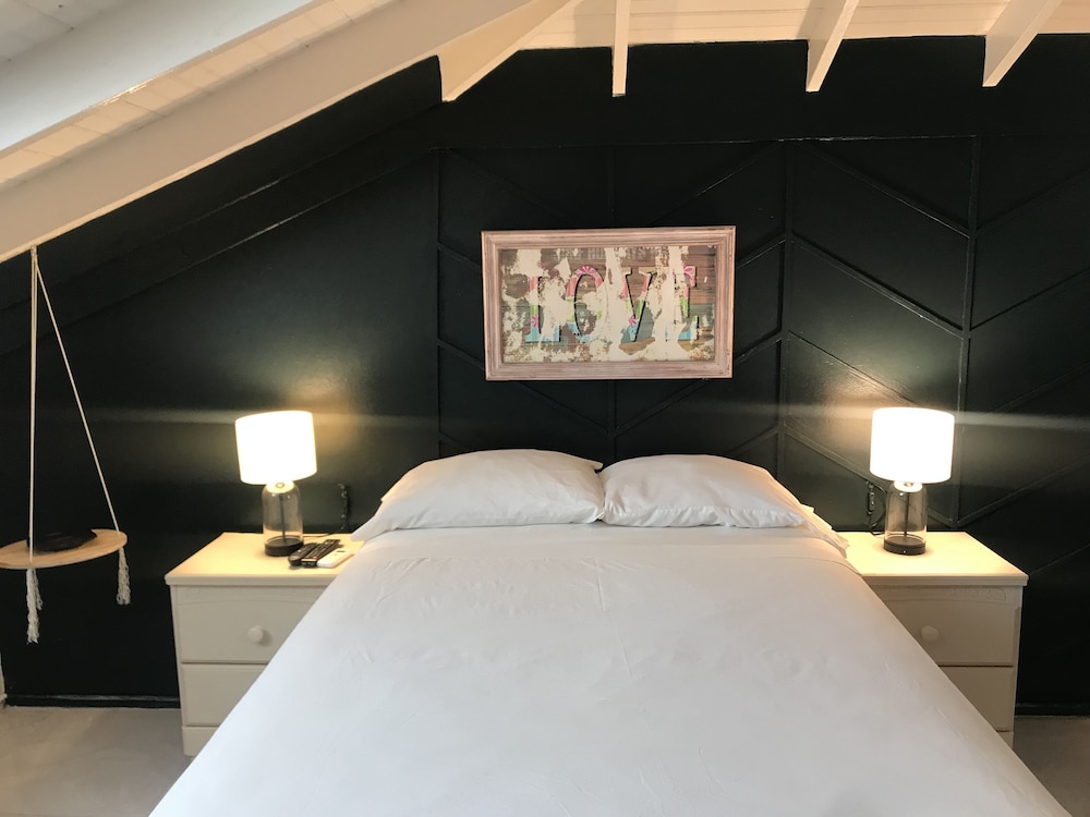 Leisure Duplex At Csompo Silver Manor view 3