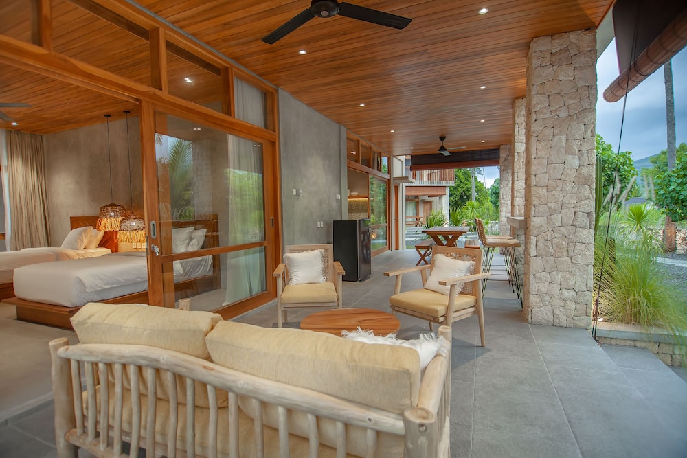 Amrani Diamond Beach Villas & Pool view 5