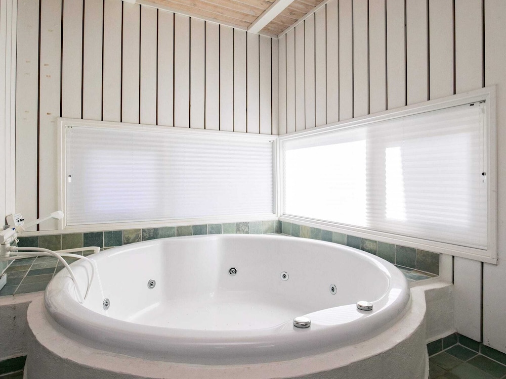 6 Person Holiday Home in Albaek view 4