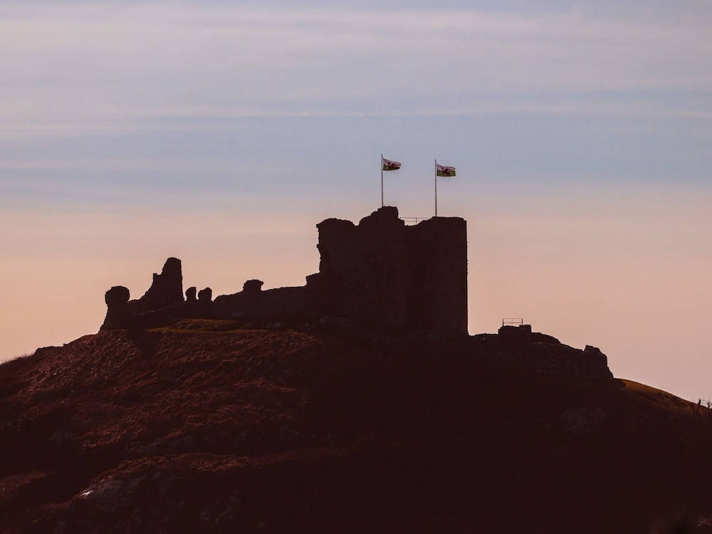 The Towers - Llyn view 4
