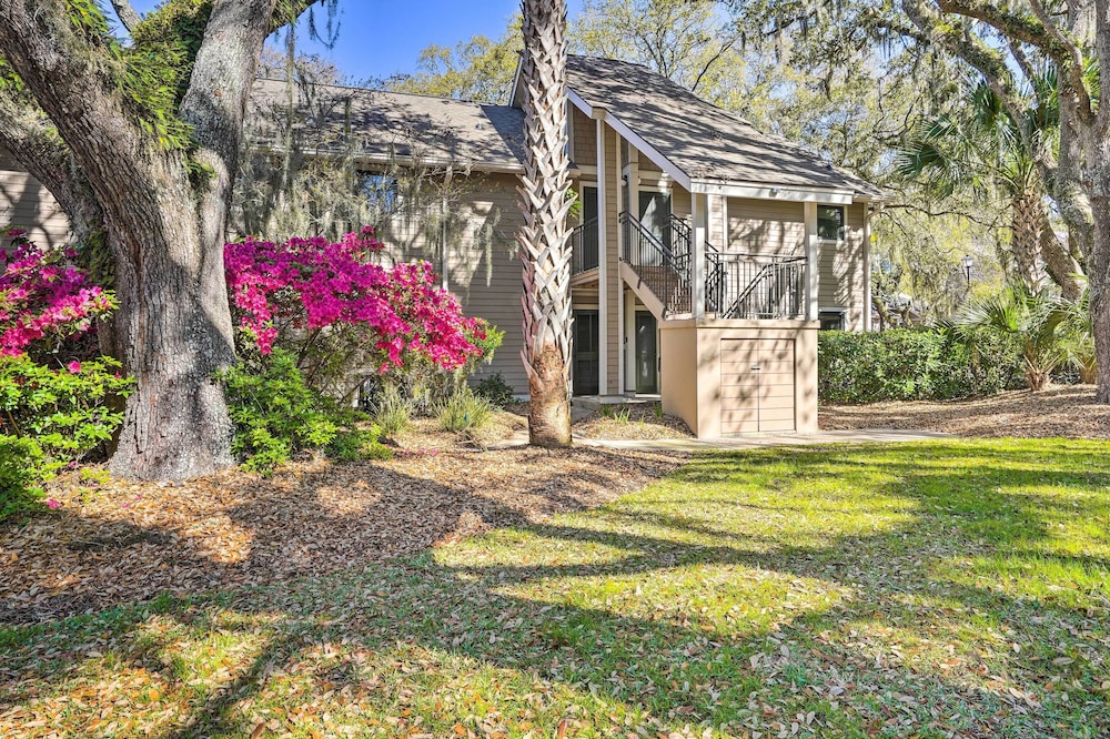 Seabrook Island Condo ~ Half-mi to Beach!