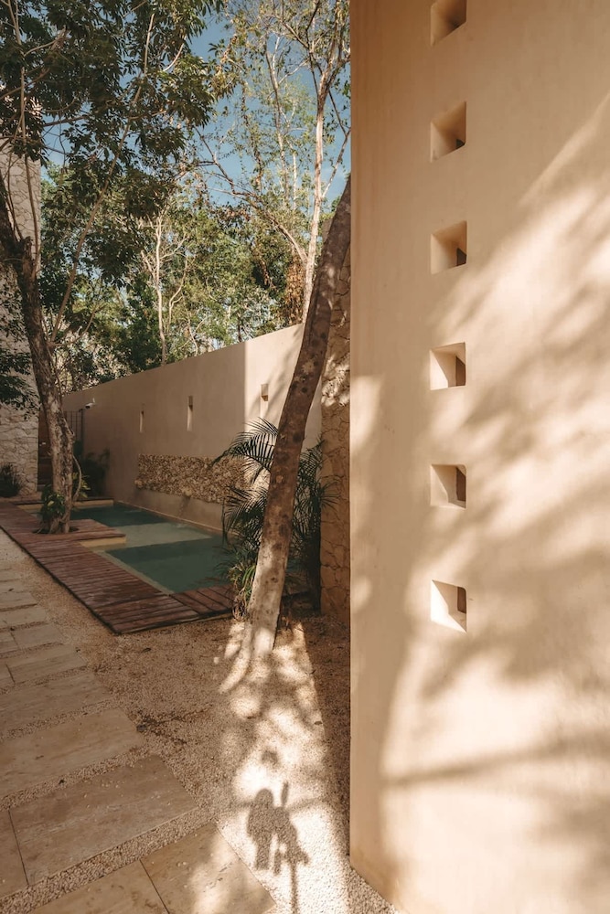 Boutique Condo w Private Pool in La Veleta